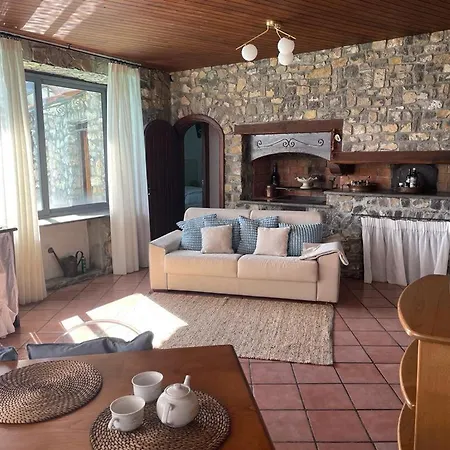 Stone - De Vivo Realty *