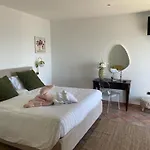 Stone - De Vivo Realty *